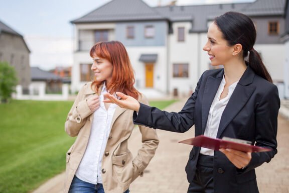 Real Estate Agent in Waterloo